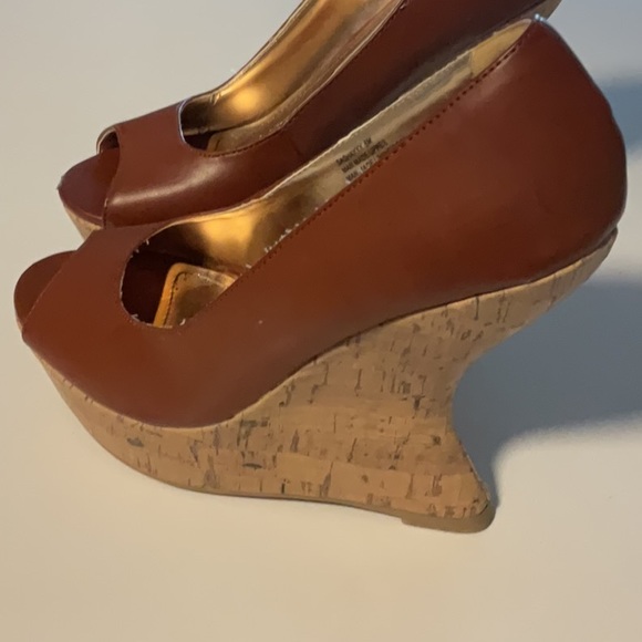 5 inch madden girl size 6 women’s wedge heel - Picture 2 of 11